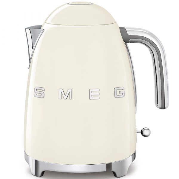 Smeg KLF03CRUK Retro Jug Kettle with 1.7L Capacity and 3000W Power in Cream